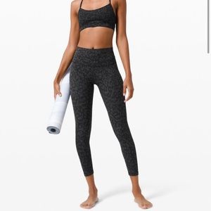 NWOT LULULEMON Align Pant 25” Leggings Size 6